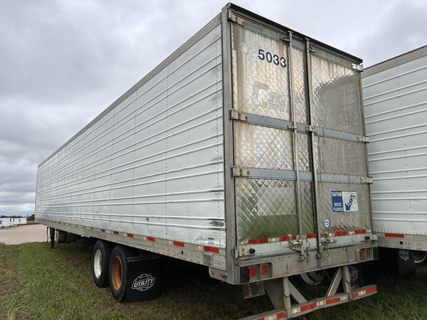 2012 Utility 3000R Reefer Trailer- Carrier X2 2100