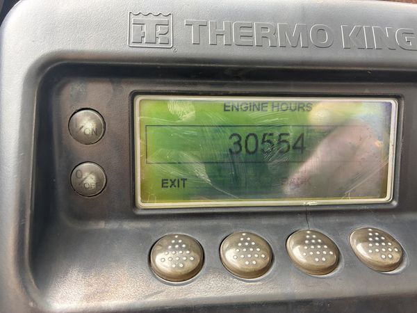 2012 Utility 3000R Reefer Trailer- Thermo King SB230