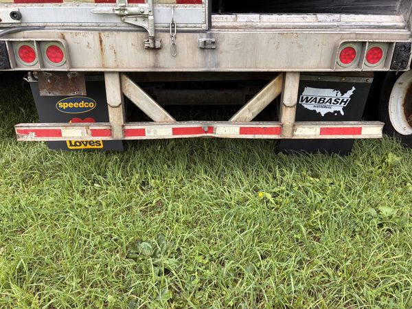 2012 Utility 3000R Reefer Trailer- Thermo King SB230