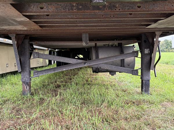 2012 Utility 3000R Reefer Trailer- Carrier X2 2100