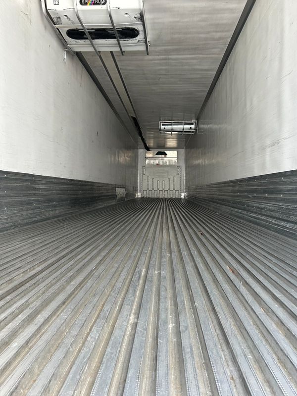 2017 Utility 3000R Multi Temp Reefer Trailer – Thermo King Precedent S-600