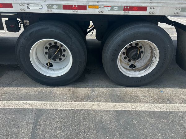 2017 Utility 3000R Multi Temp Reefer Trailer – Thermo King Precedent S-600