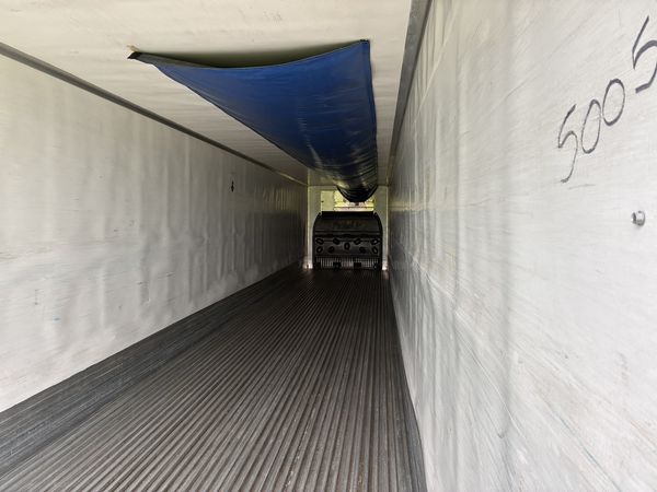 2012 Utility 3000R Reefer Trailer- Thermo King SB230