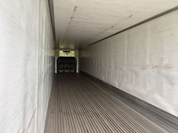 2012 Utility 3000R Reefer Trailer- Carrier X2 2100