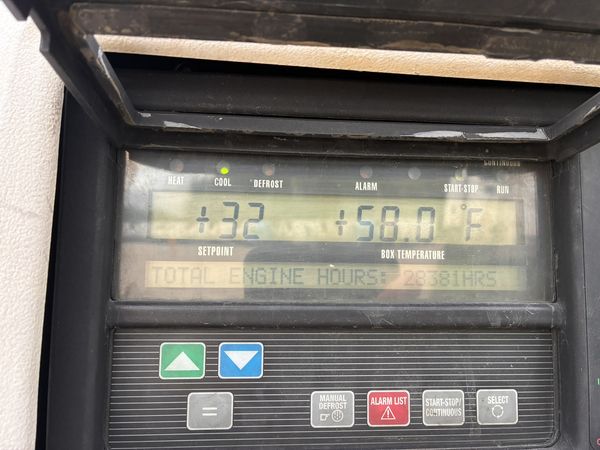 2012 Utility 3000R Reefer Trailer- Carrier X2 2100